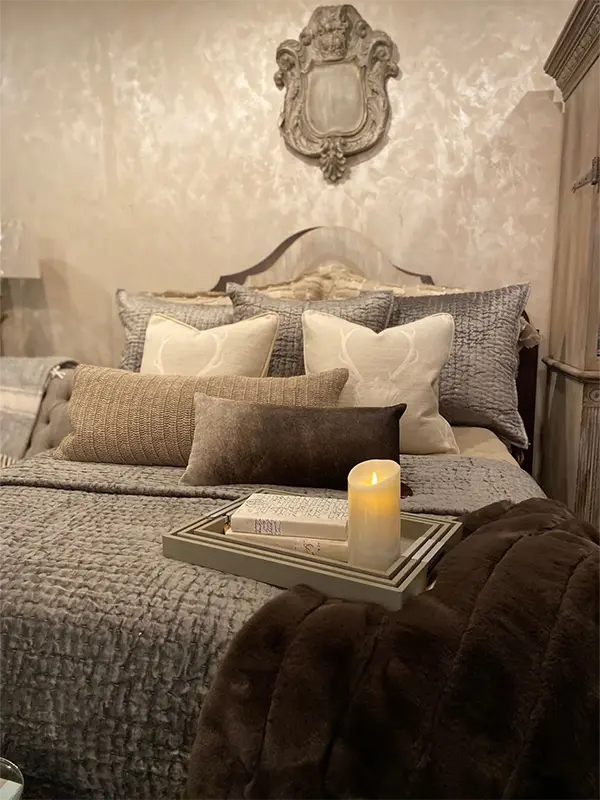 Bedding, Pillows & Rugs